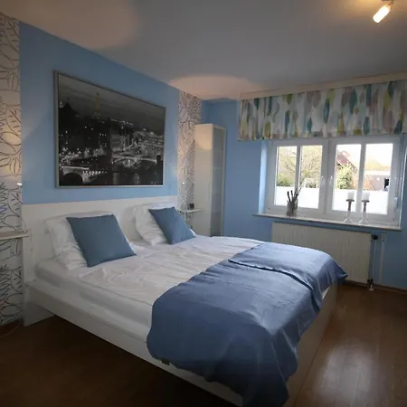 Ferienwohnung Haus Schilling Esens Exterior foto