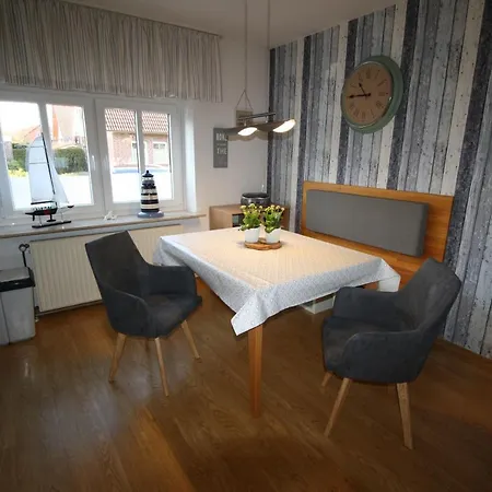 Ferienwohnung Haus Schilling Esens Exterior foto