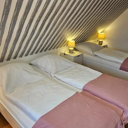 Ferienwohnung Haus Schilling Esens Exterior foto