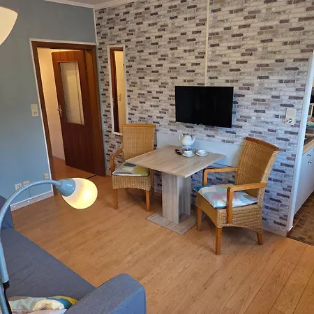 Ferienwohnung Haus Schilling Esens Exterior foto