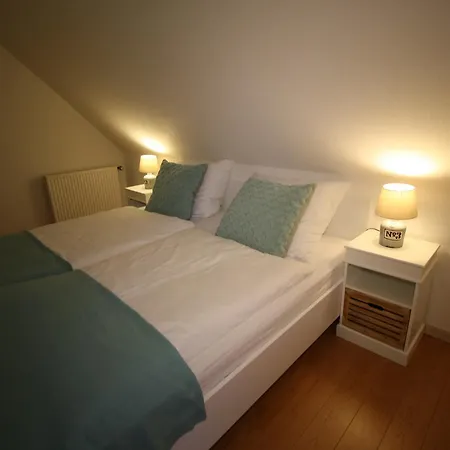 Ferienwohnung Haus Schilling Esens Exterior foto